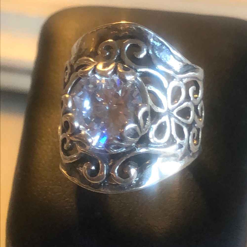 Gorgeous Shabool Cubic Zirconia Ring - Picture 2 of 8